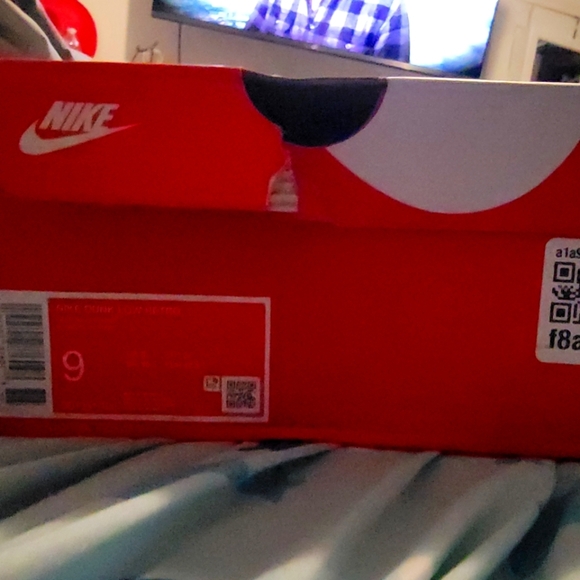 Brand new Nike Dunks - Picture 4 of 4